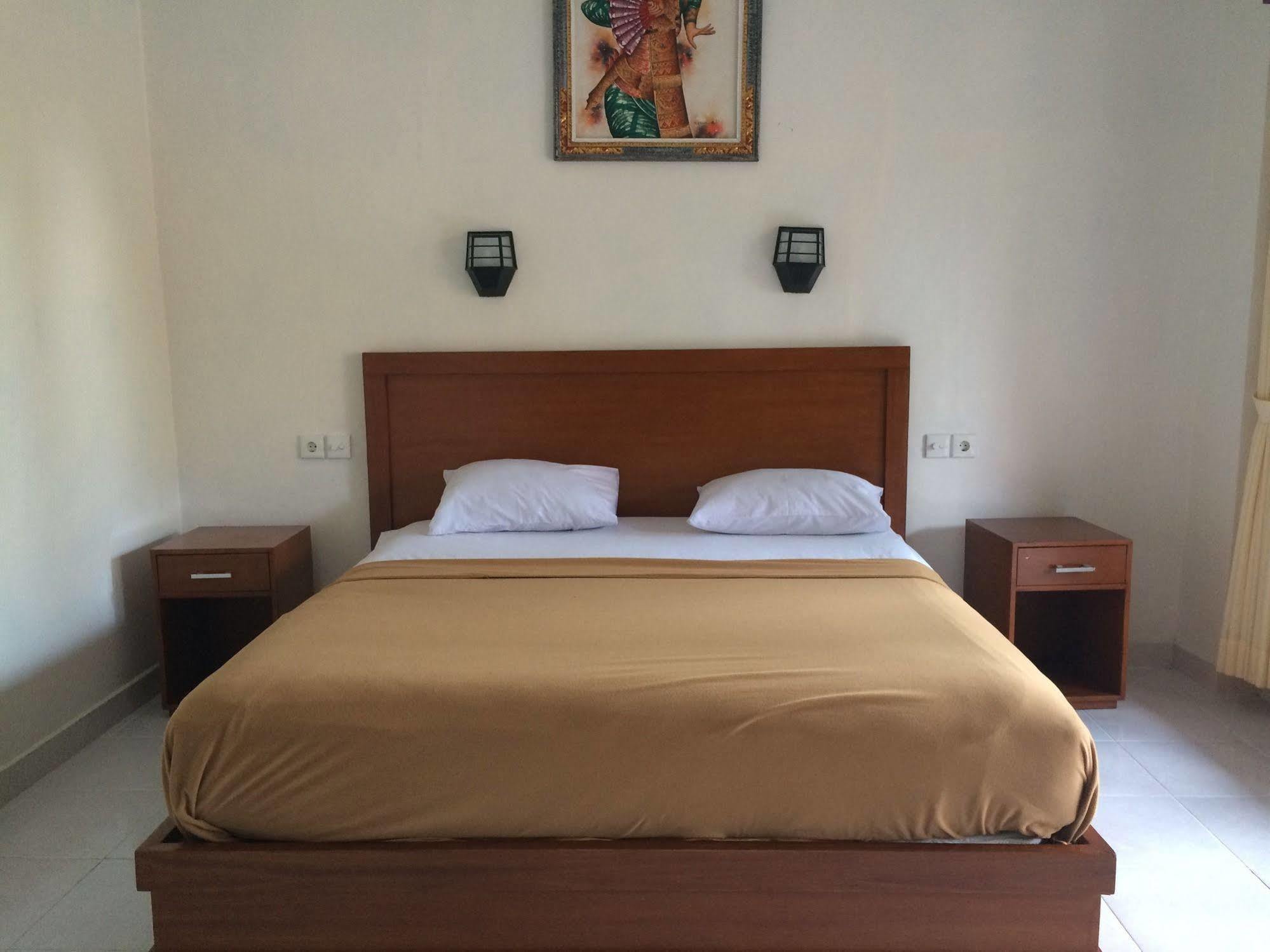 Suka Beach Inn Kuta  Exterior photo